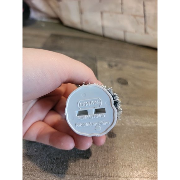 Village accessory lemax frosted pine tree decor - Picture 4 of 4